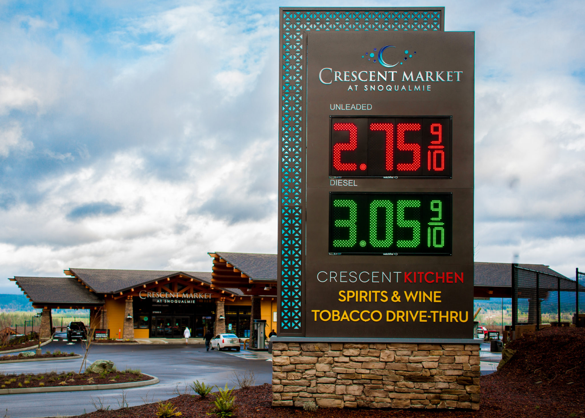 LIGHTED SIGNS – Woodlands Sign Company Custom Business Sign Shop Maker